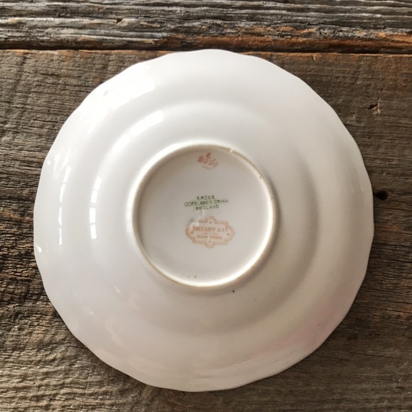 Tiffany & Co. Copeland Spode Blue Willow Gold Trim Saucer Set of 2 - Picture 5 of 8